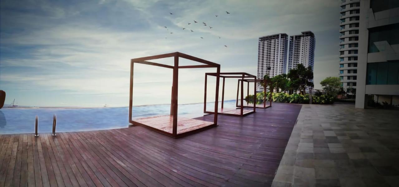 Apartemen Grand Kamala Lagoon Studio By Bonzela Property Bekasi Esterno foto