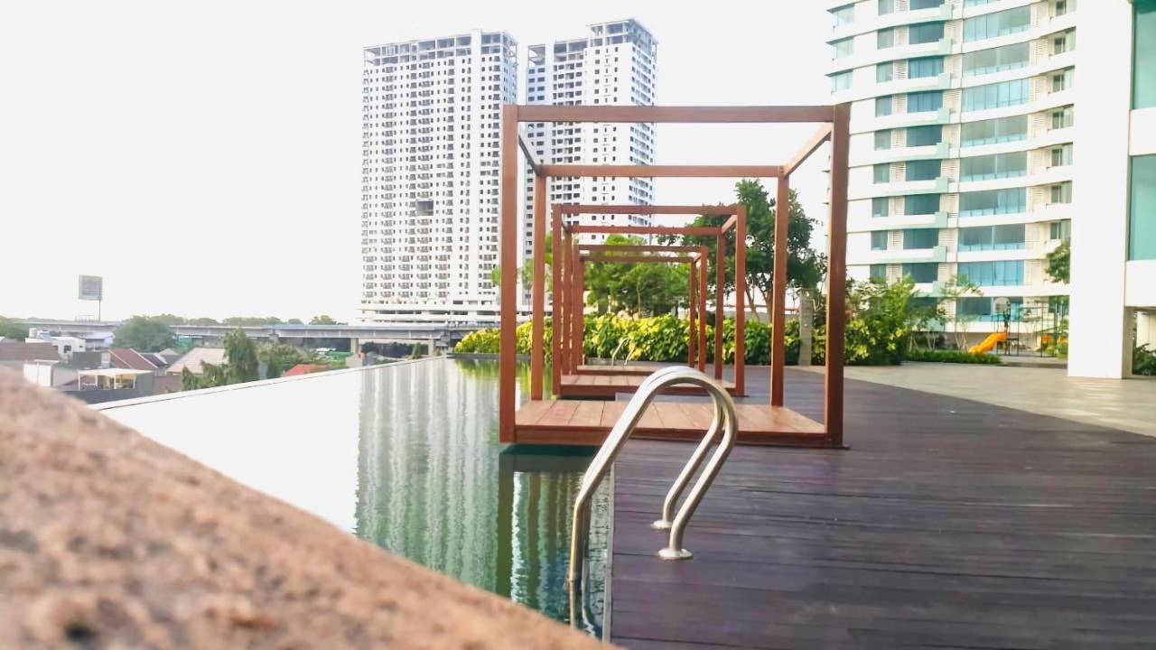 Apartemen Grand Kamala Lagoon Studio By Bonzela Property Bekasi Esterno foto